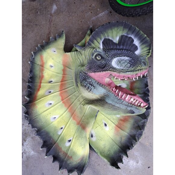 VTG 1991 Jarrasic Park Dilophosaurus Spitter Wearable Mask RARE Dinosaur Collect - Picture 1 of 10